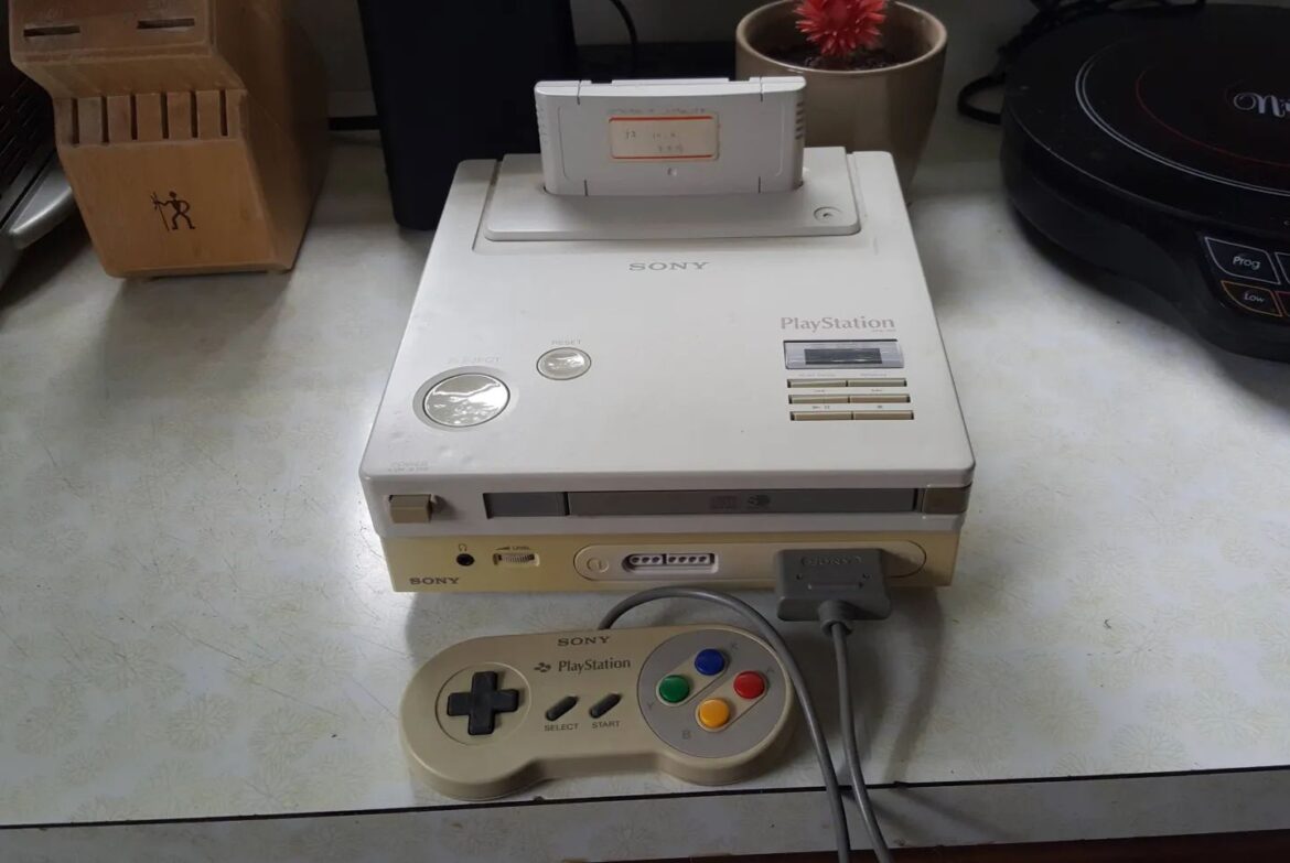 Nintendo-PlayStation-second-prototype-unit-1.jpg