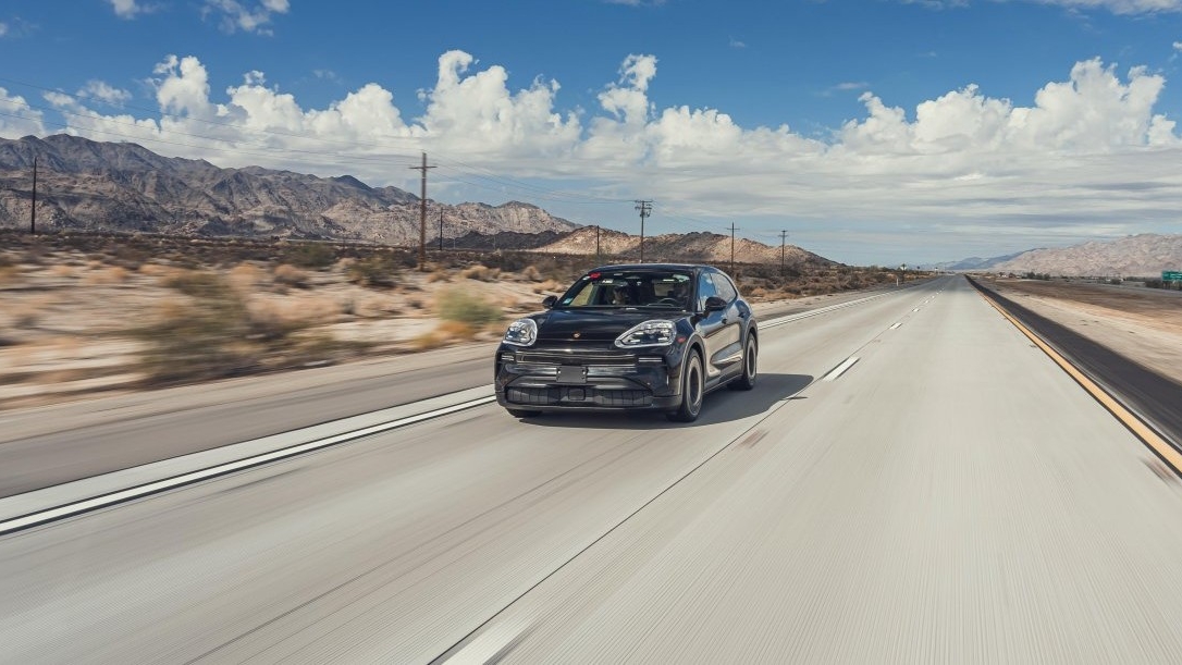 Porsche-Cayenne-EV-9.jpg